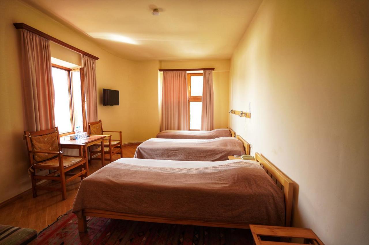 Hotel Mirhav กอริส ภายนอก รูปภาพ