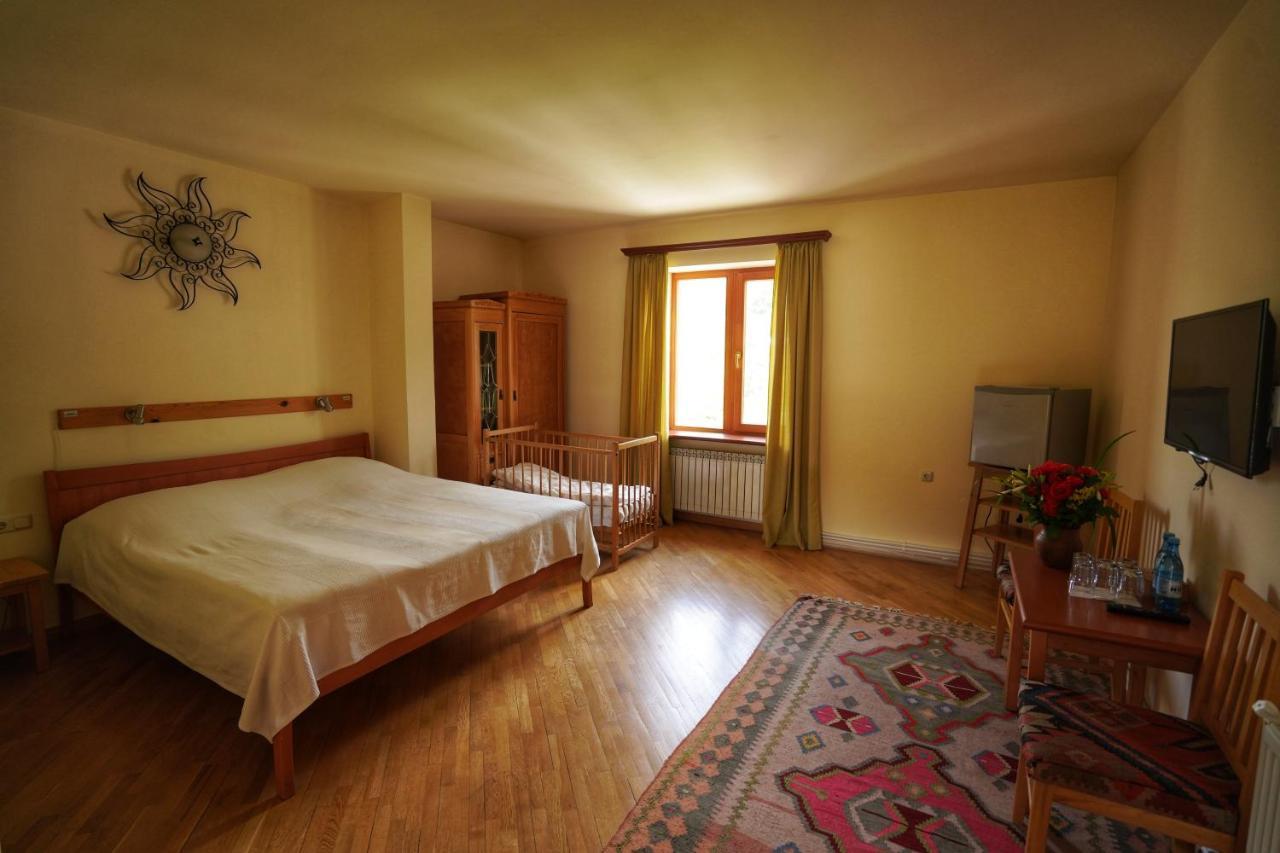 Hotel Mirhav กอริส ภายนอก รูปภาพ