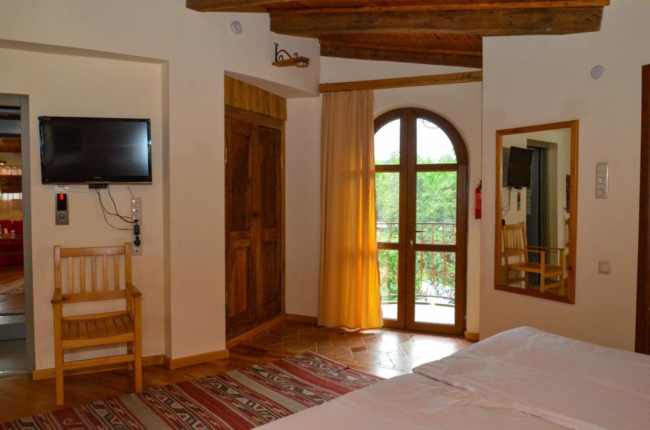 Hotel Mirhav กอริส ภายนอก รูปภาพ