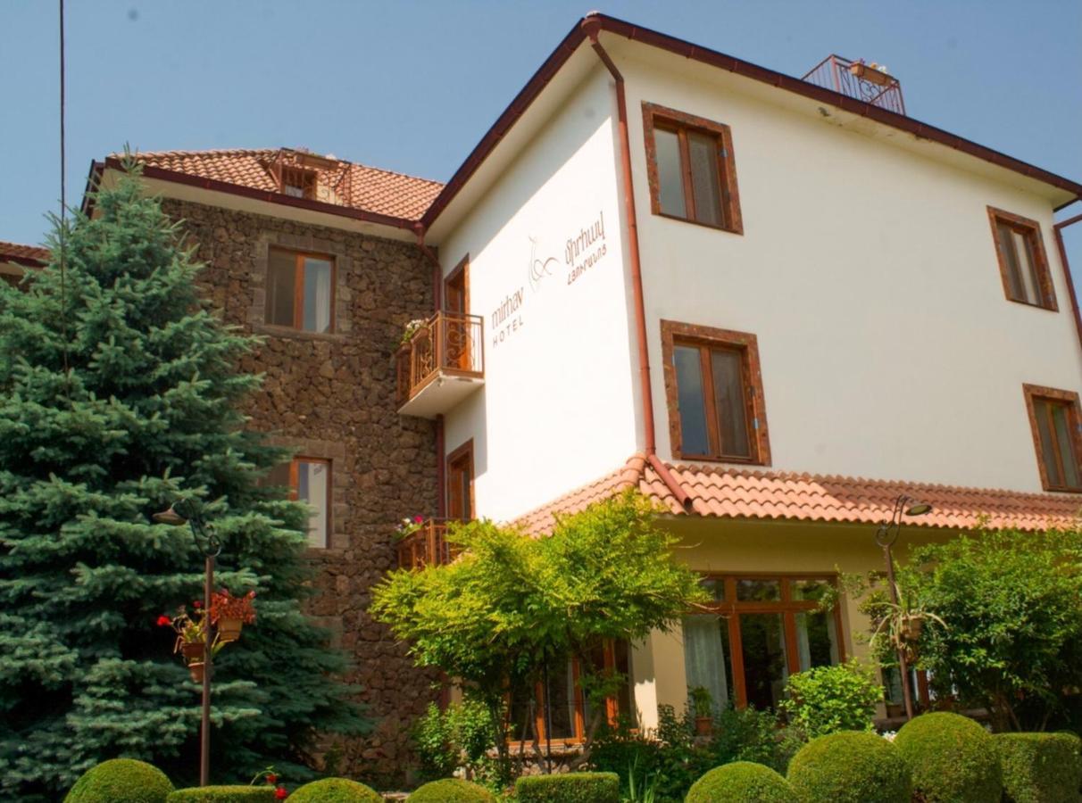 Hotel Mirhav กอริส ภายนอก รูปภาพ