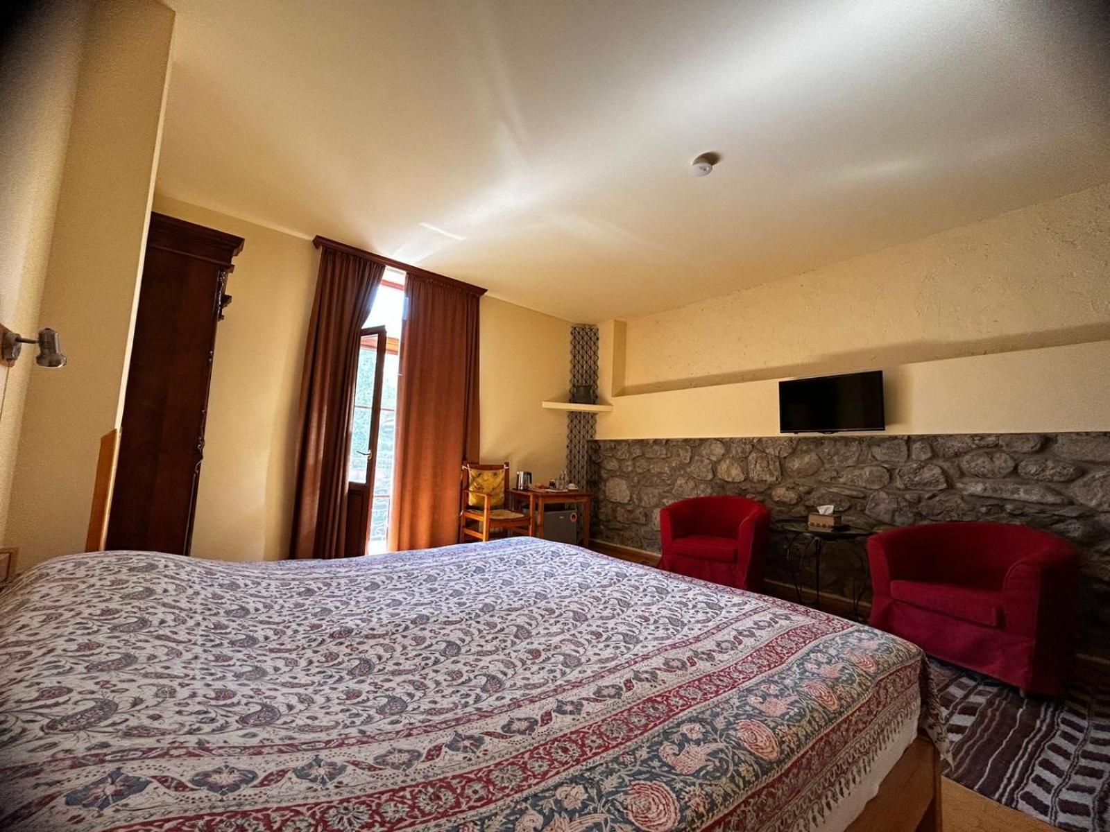 Hotel Mirhav กอริส ภายนอก รูปภาพ