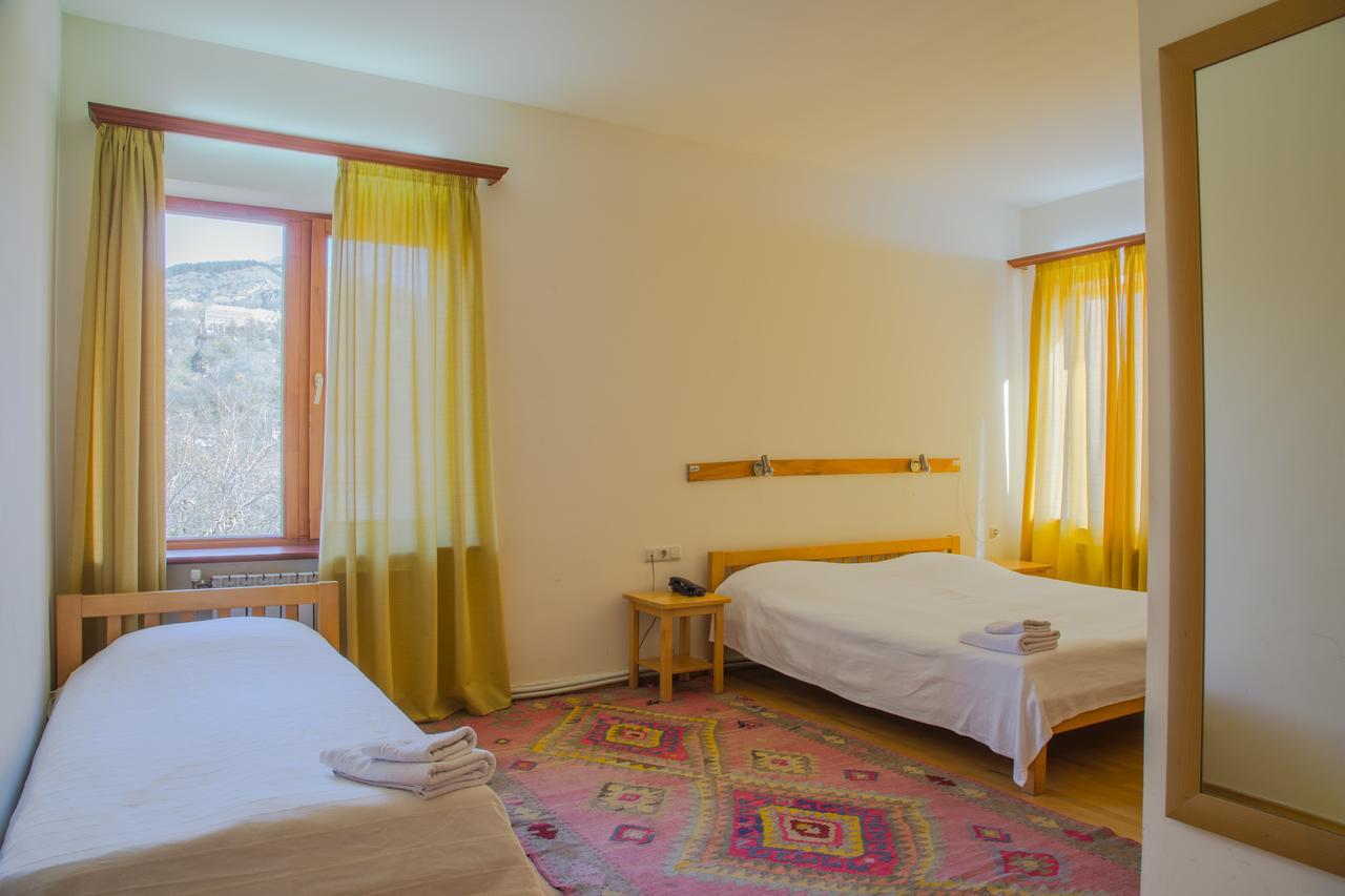 Hotel Mirhav กอริส ภายนอก รูปภาพ