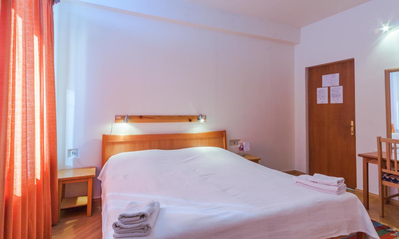 Hotel Mirhav กอริส ภายนอก รูปภาพ